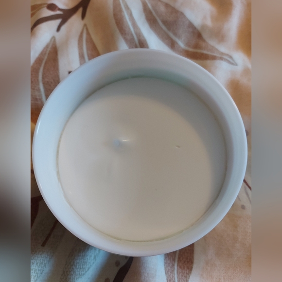 Orchard & Vine hydrating butter Tropical Coconut 🌴 - Picture 4 of 5